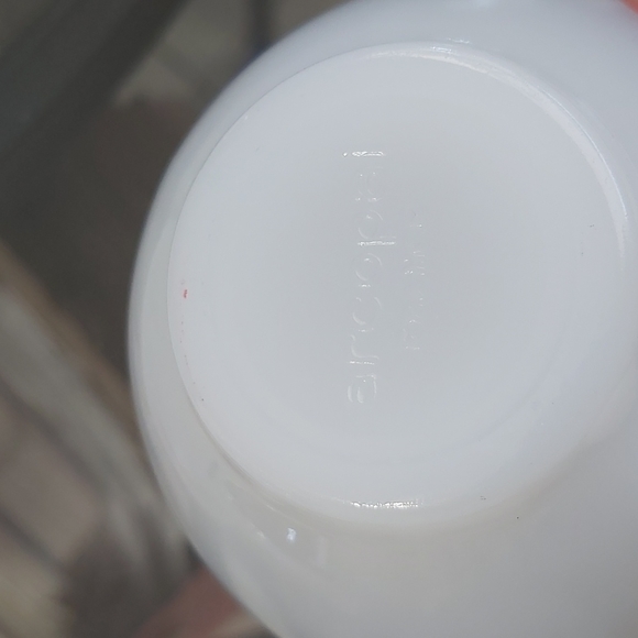 🙊2 for $50 Vintage Arcopal opaline expresso cups and saucers - Picture 4 of 4